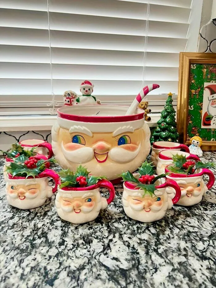 Vintage Santa Mugs