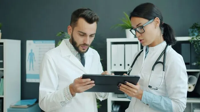25 consultas médicas que dejaron a los pacientes completamente avergonzados