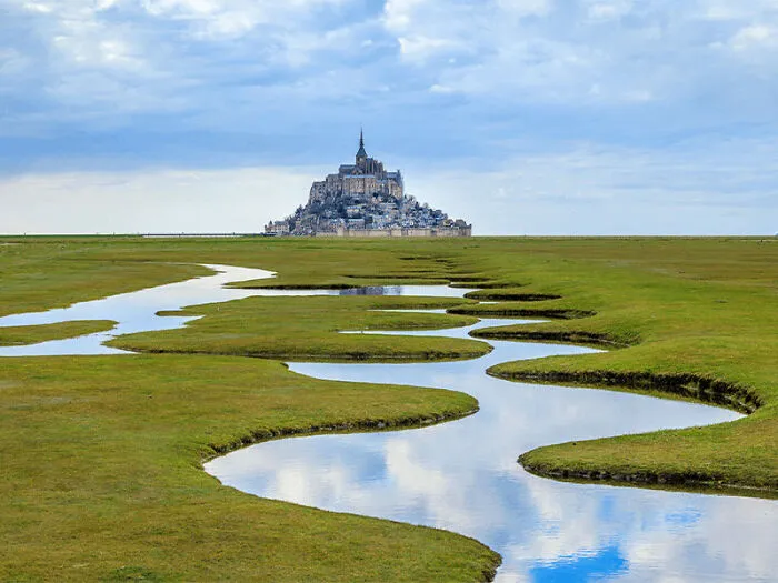 58 Places From Around The World That Look AI Generated But Are Actually Real