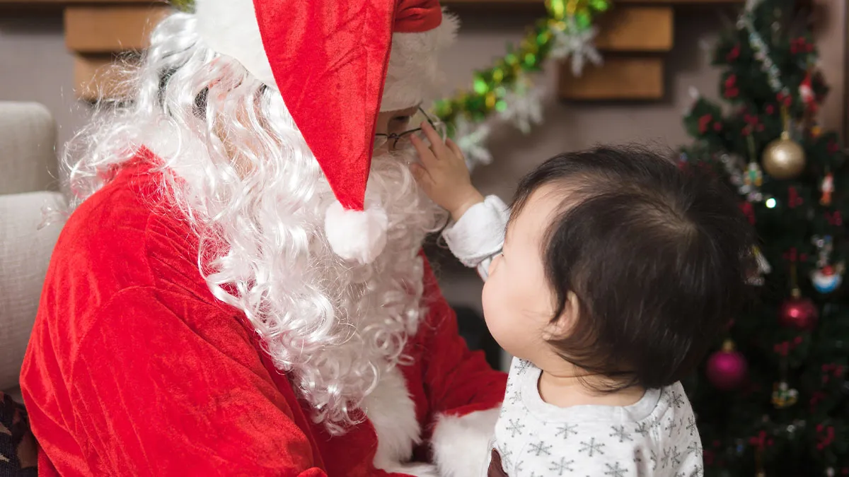 Family Is Boycotting Christmas After Woman Steals A Special Baby Moment From Stepdaughter