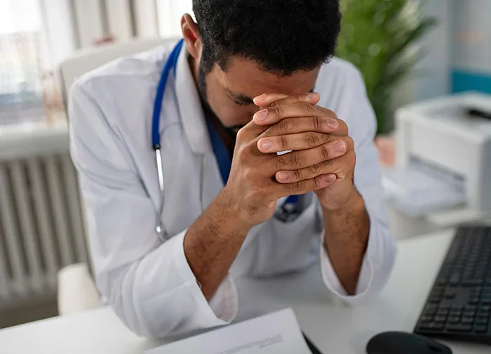 45 Of The Worst Things Patients Had To Go Through, As Per Hospital Workers Who Have Seen It All