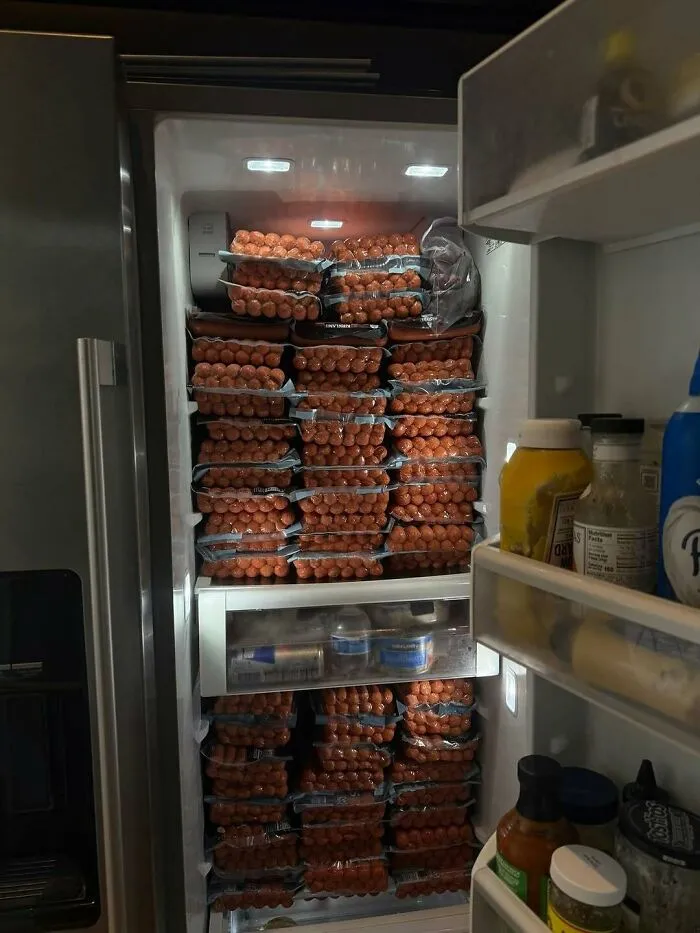 45 Hilariously Unhinged “Dude Fridges” (New Pics)