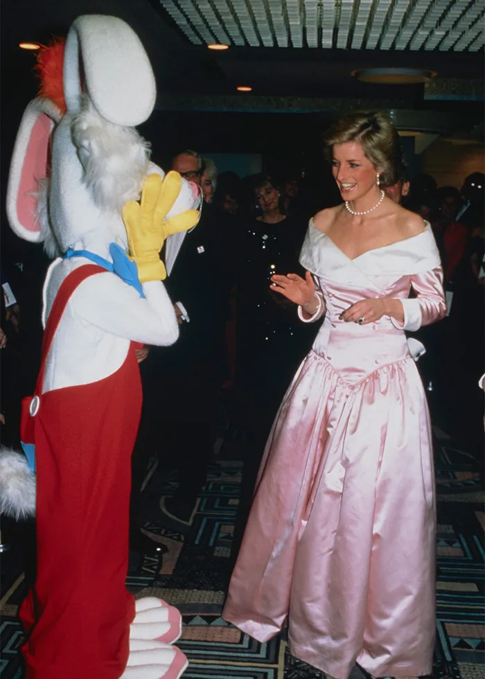 La princesa Diana conoce a Roger Rabbit