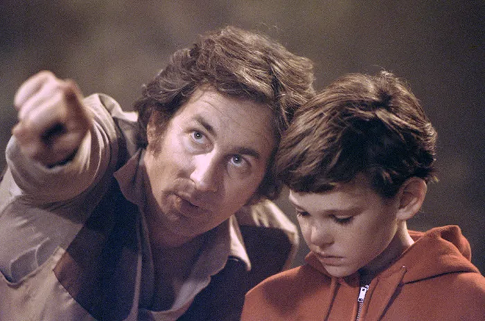 Steven Spielberg dirigiendo ‘ET’