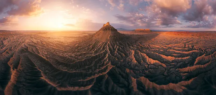 Top 101 Photographs Of The Year: Hanksville, Utah, USA, By Daniel Viñé Garcia