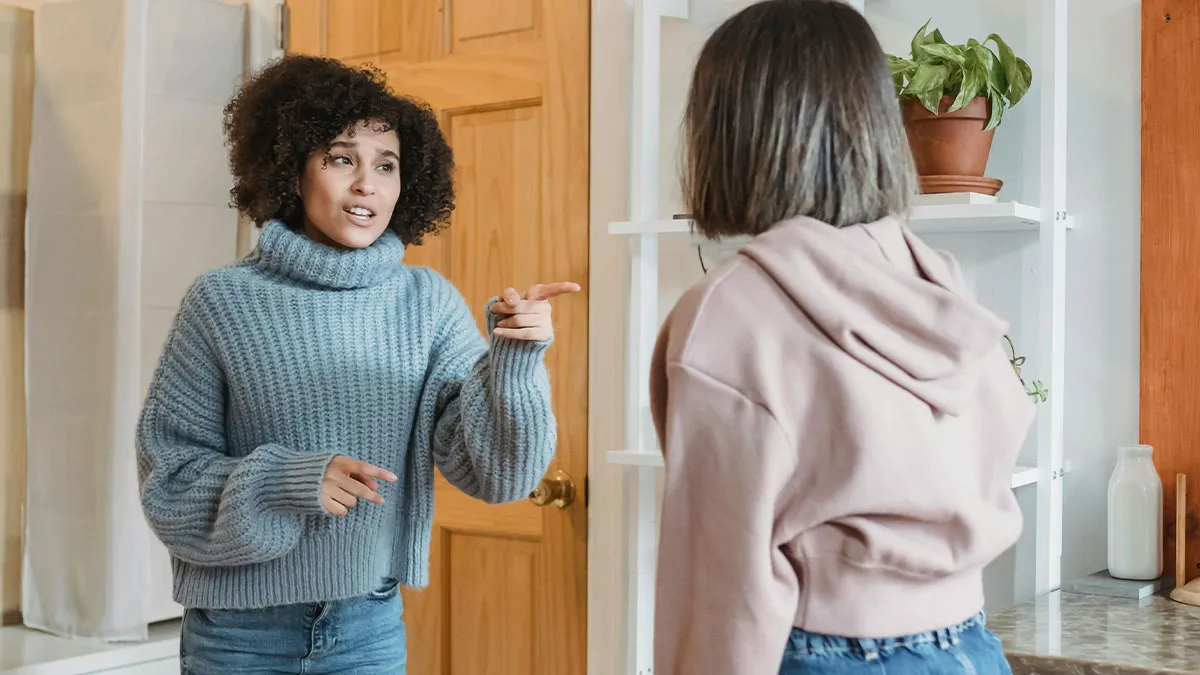 Woman Welcomes Brother’s Family For A Month, His Wife Won’t Stop Complaining