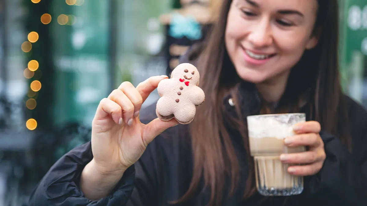 20 Festive Christmas Sweets From Around The World Worth Trying At Least Once