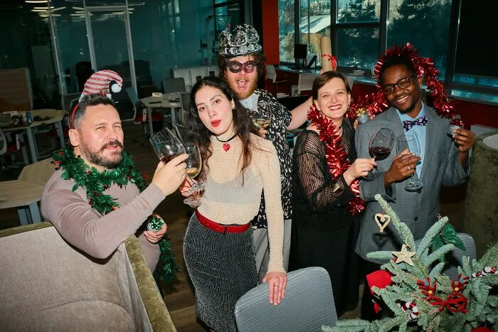 Folks Share 34 Work Christmas Party Stories That Got So Wild That They Will Never Be Forgotten