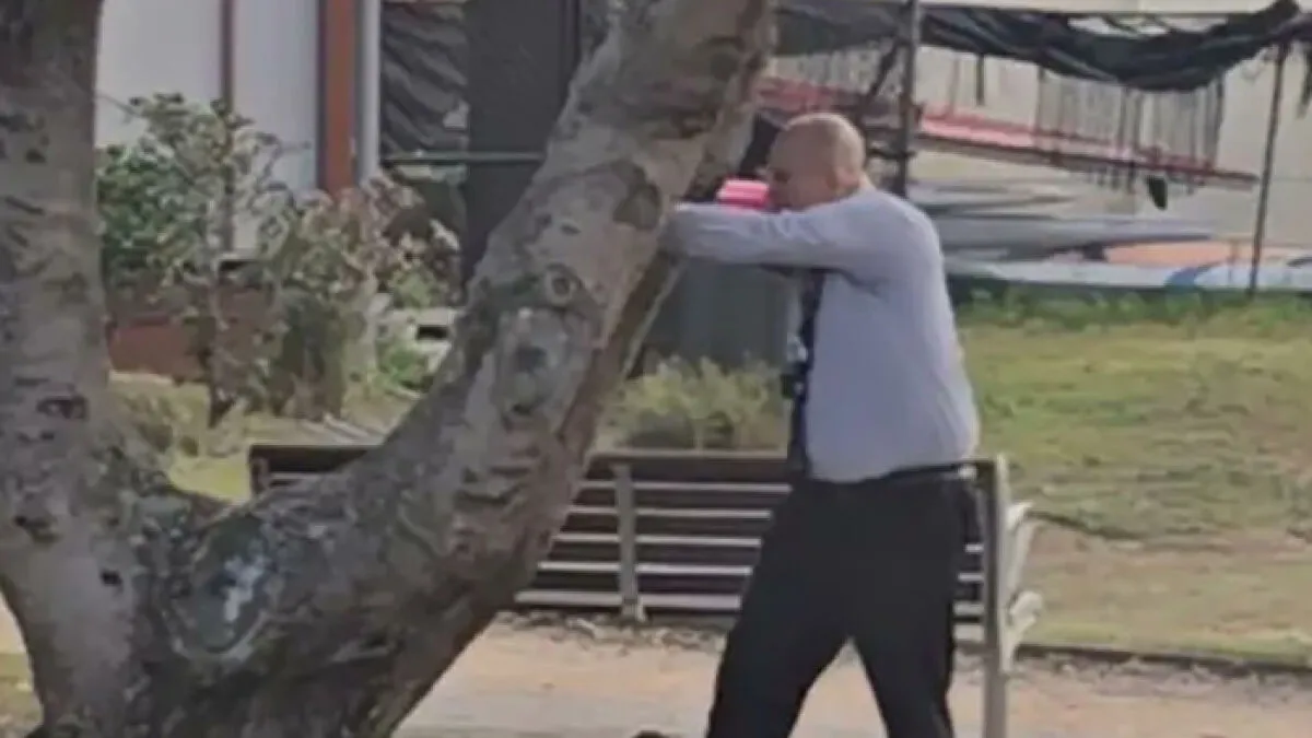Hero Cop Who Stopped Bondi Beach Attacker With 'Once-In-A-Lifetime Move' Is Identified