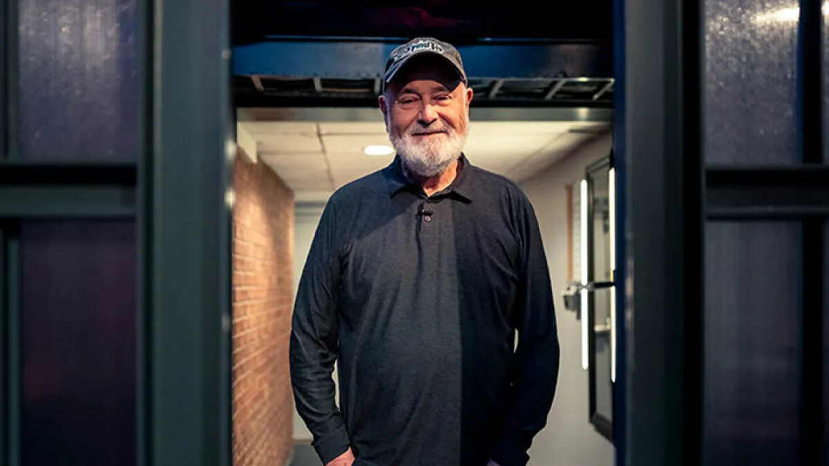 “Petrified”: Celebrity At Rob Reiner Memorial Reveals What He Told Party Guests Hours Before Stabbing
