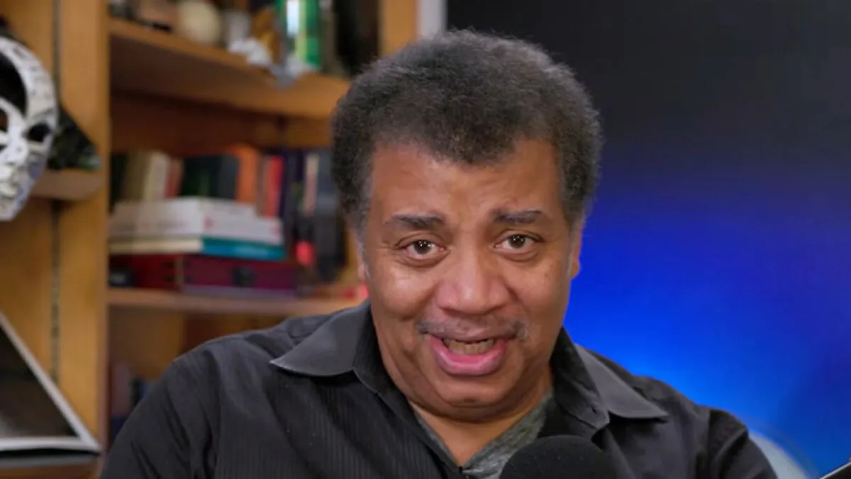 The Internet Is Losing It After Neil deGrasse Tyson Explains Gender Of Santa’s Reindeer Rudolph