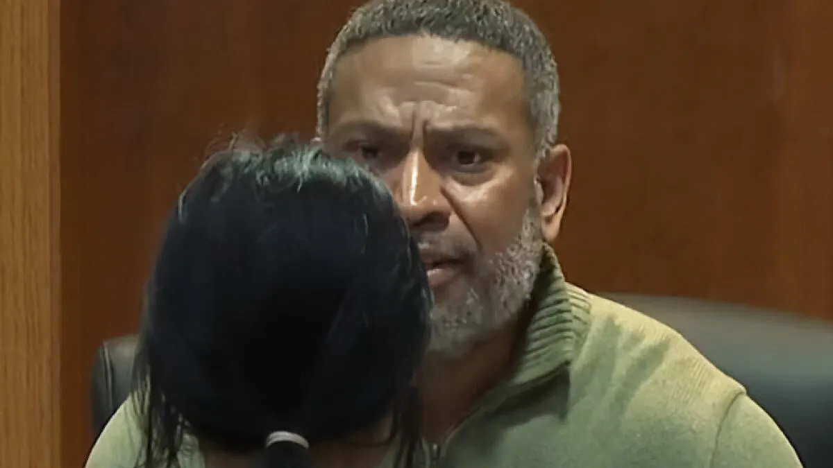 “Parents Failed Her”: Teen Taught Harsh Lesson By Judge After Pepper-Spraying Tourists On A Boat