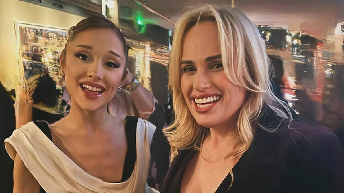 “Poor Girl”: People Notice Bizarre Detail In Photo Of Ariana Grande And Rebel Wilson