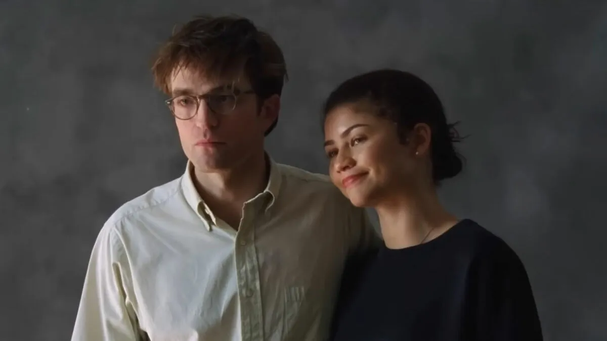 “Does Tom Holland Know?”: Zendaya Flashes “Engagement” Ring While Seated On Robert Pattinson’s Lap