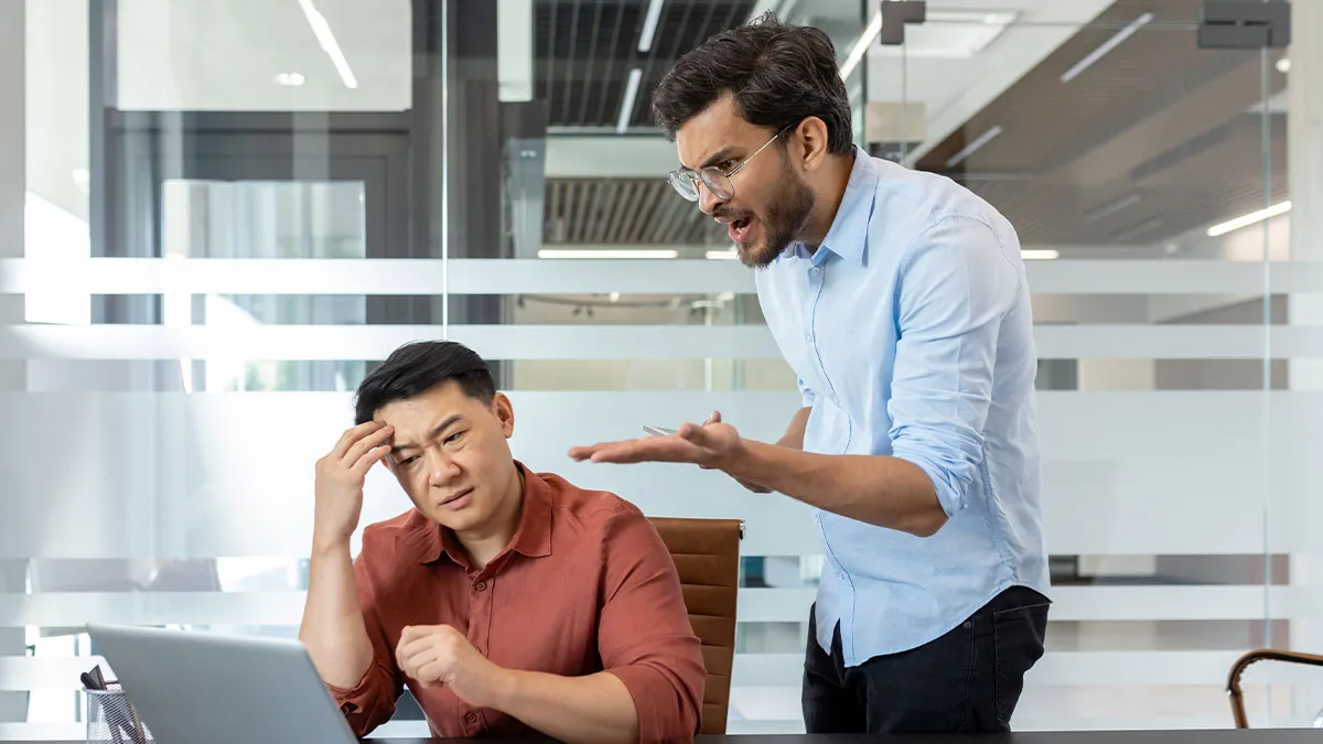Team Leader Tries To Intimidate Employee, Gets Removed After His Messages Surface