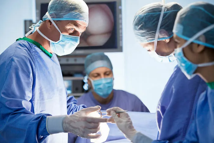 46 Times Medical Staff Had To Step Out Because Patients Coming Off Anesthesia Were Too Funny