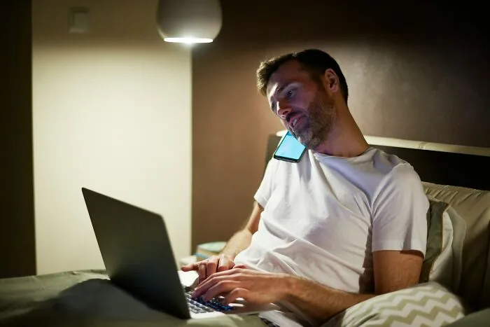 50 Digital Nomads Uncover The Not-So-Glamorous Side Of Their Lifestyle