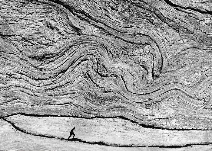 The Artist Captures Silence And Simplicity In Empty Spaces (49 Pics)