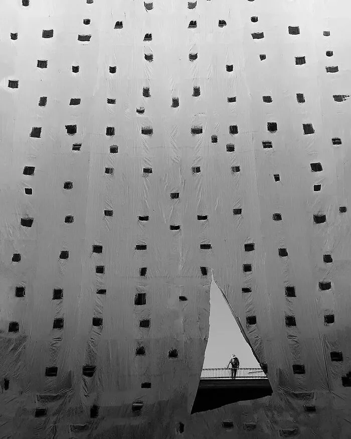 The Artist Captures Silence And Simplicity In Empty Spaces (49 Pics)