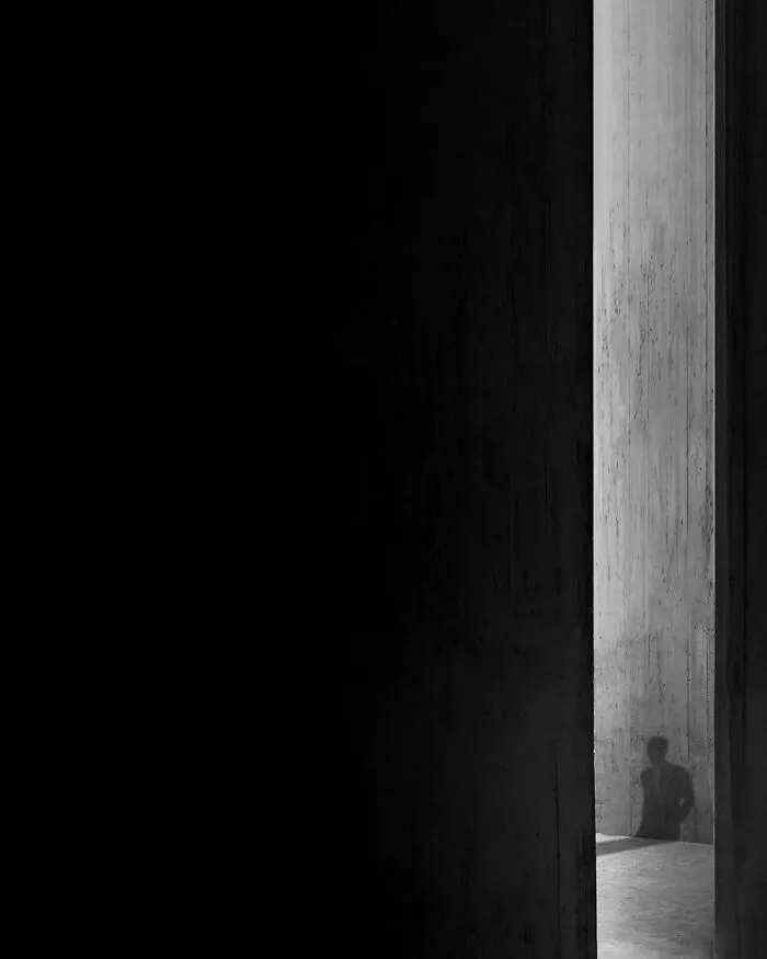 The Artist Captures Silence And Simplicity In Empty Spaces (49 Pics)