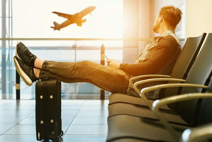 50 Digital Nomads Uncover The Not-So-Glamorous Side Of Their Lifestyle