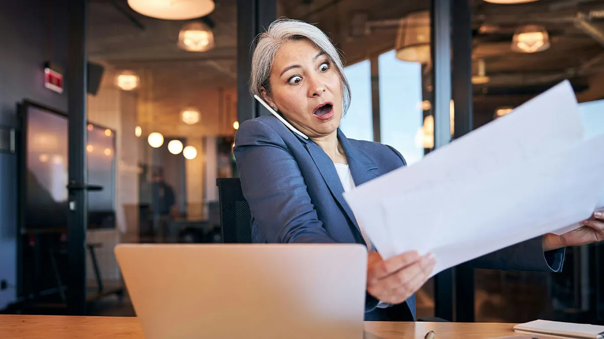 “Fue despedido de inmediato”: 20 escándalos en el trabajo que sorprendieron a todos