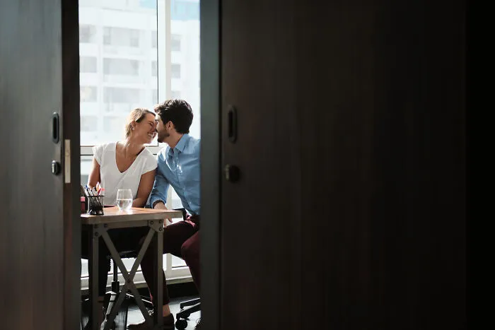 41 Workplace Scandals That Completely Blew Up