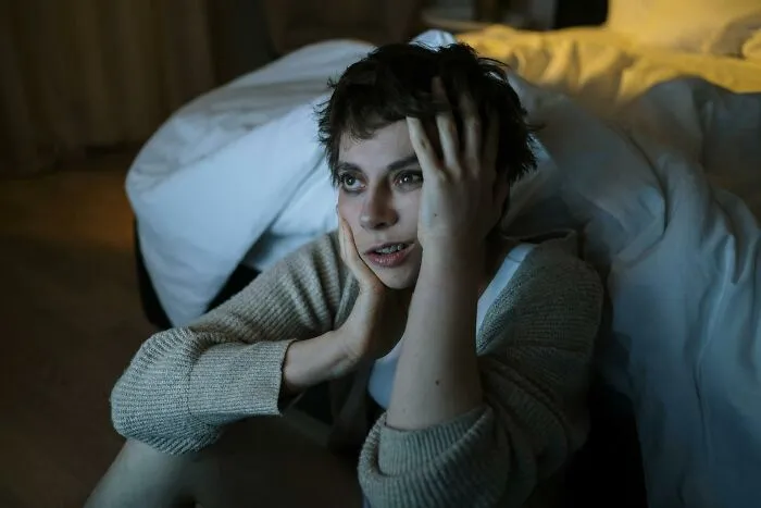 “It’s So Weird, I Still Get Chills”: 29 Unresolved Mysteries People Carry With Them
