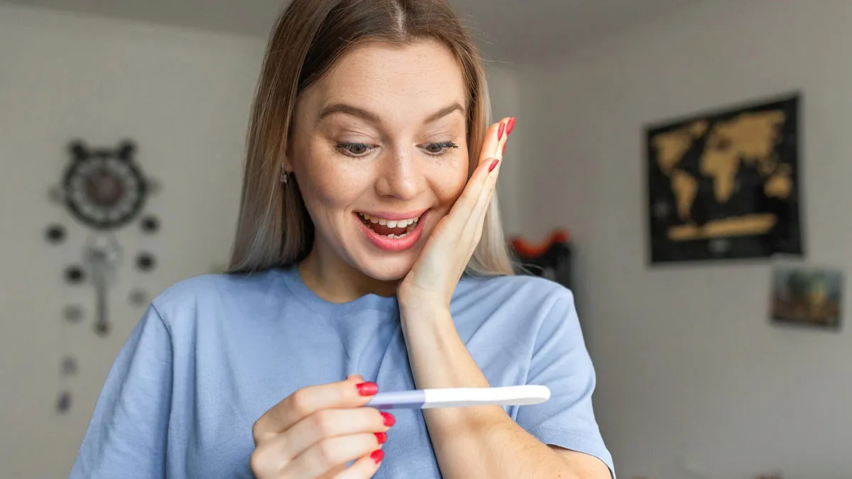 Christmas Morning Takes A Sharp Turn When GF Shares Pregnancy News And BF Heads For The Door