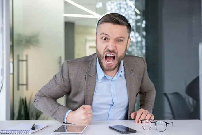 42 Stories From Employees Who Decided To Become Ex-Employees On The Spot And Reasons Why