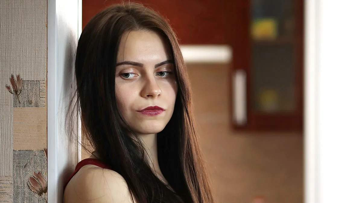 "It Shouldn't Be Gone": Teen Drags Mother To Court Over $30k She "Wasted" While She Was A Child