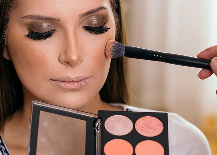 Women Online Roast Men Who Say They Prefer The “No Makeup Look,” Here Are The 51 Best Posts