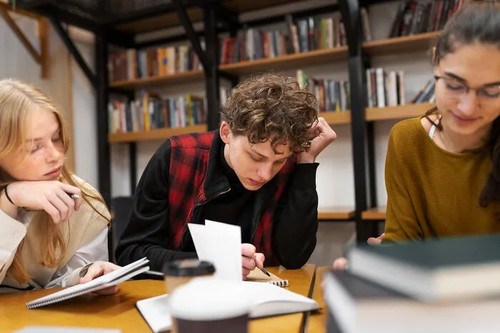 35 People Share What Happened To ‘Most Likely To Succeed,’ And The Endings Are Unexpected