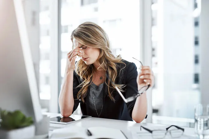 Online Thread Asked For The Dumbest Office Rules, And These 38 Answers Are A Corporate Nightmare