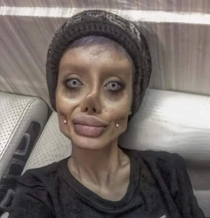 Distorted selfie showing an altered face, a clear example of photos the internet fell for that weren’t what they seemed.