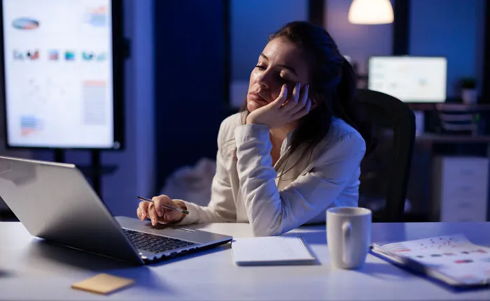 Online Thread Asked For The Dumbest Office Rules, And These 38 Answers Are A Corporate Nightmare