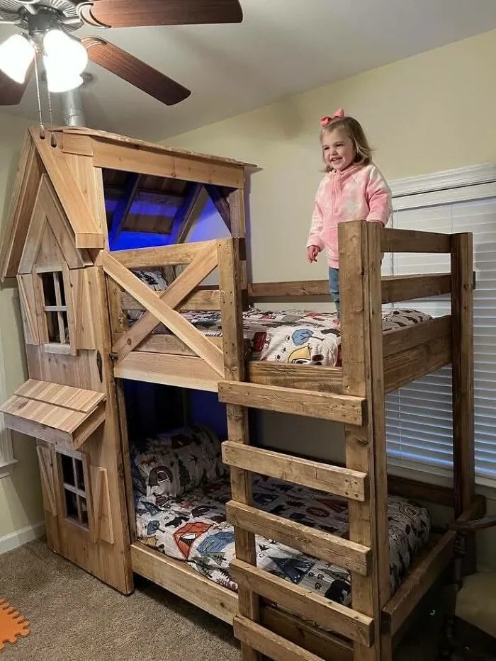 79 Beautifully Crafted Woodworking Projects That Are Straight-Up Impressive (New Pics)