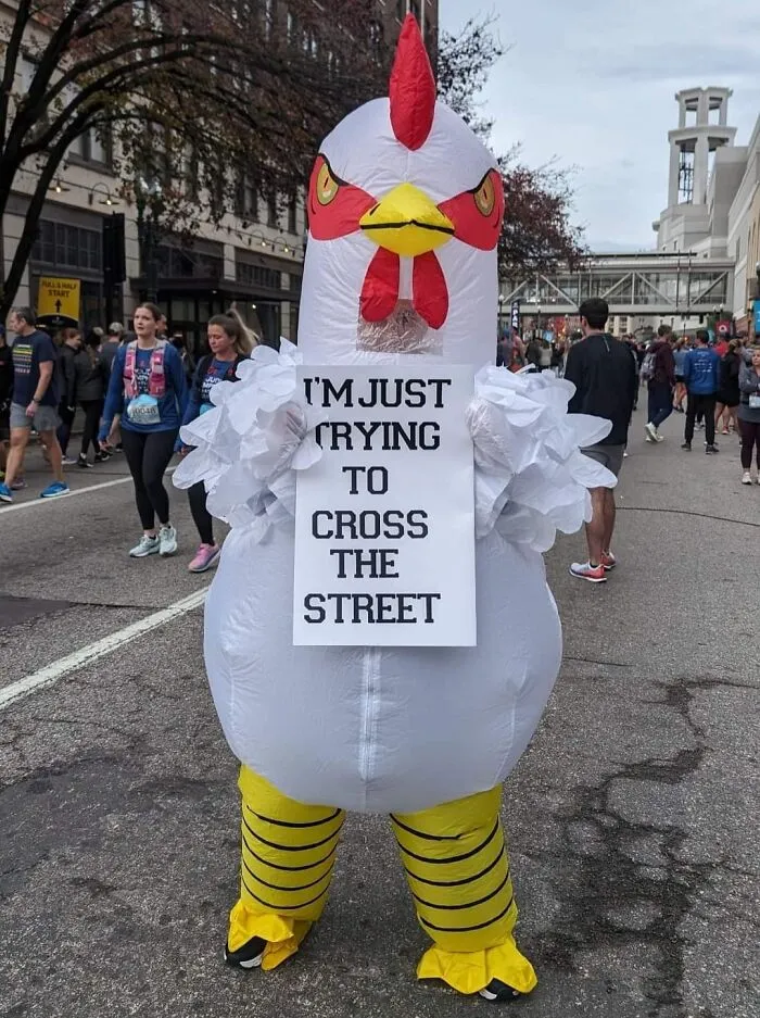 My Brother Decided To Show Up Wearing This Outfit To Cheer Me On At A Half Marathon