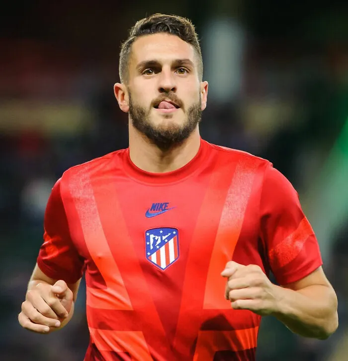 Footballer Koke, 34