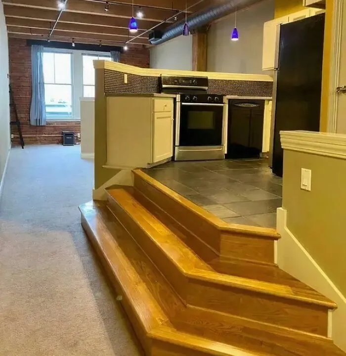 Do You Like My Kitchen Stage?