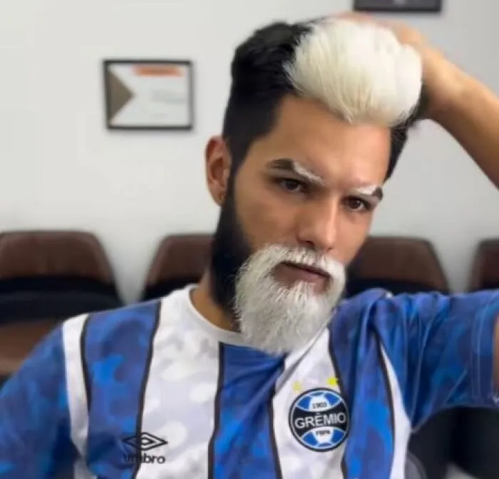 32 Cortes de pelo tan ridículos que son para llevar sombrero hasta que vuelva a crecer