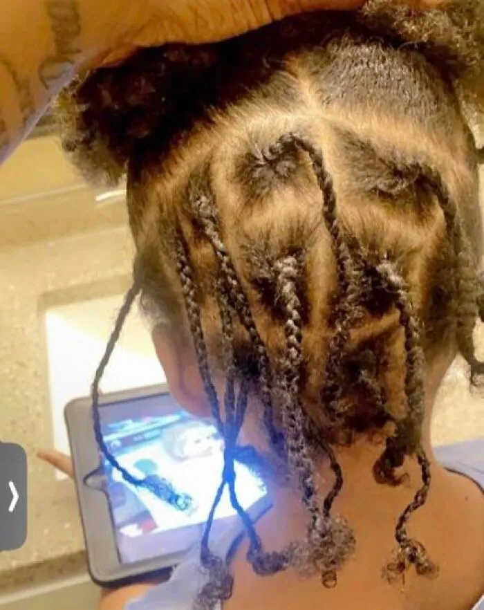 32 Cortes de pelo tan ridículos que son para llevar sombrero hasta que vuelva a crecer