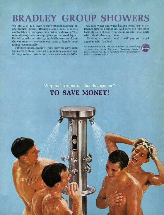 Duchas grupales marca Bradley (1965)