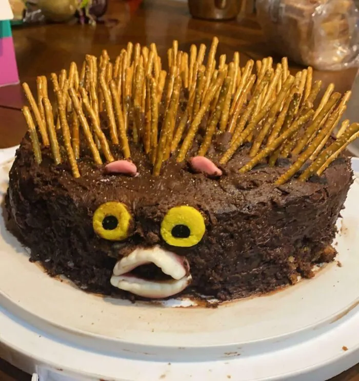 And This Is Why I Don’t Bake. My Cursed Hedgehog For My BF’s Birthday Last Year