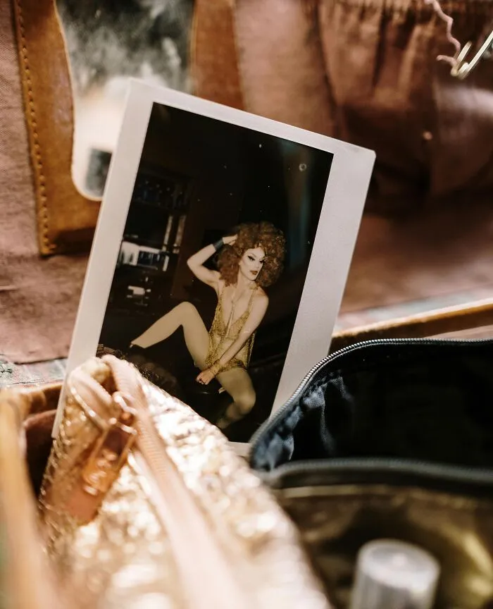 “Grandpa Was A Drag Queen”: 32 Family Secrets That Left A Mark In The Worst Way Possible