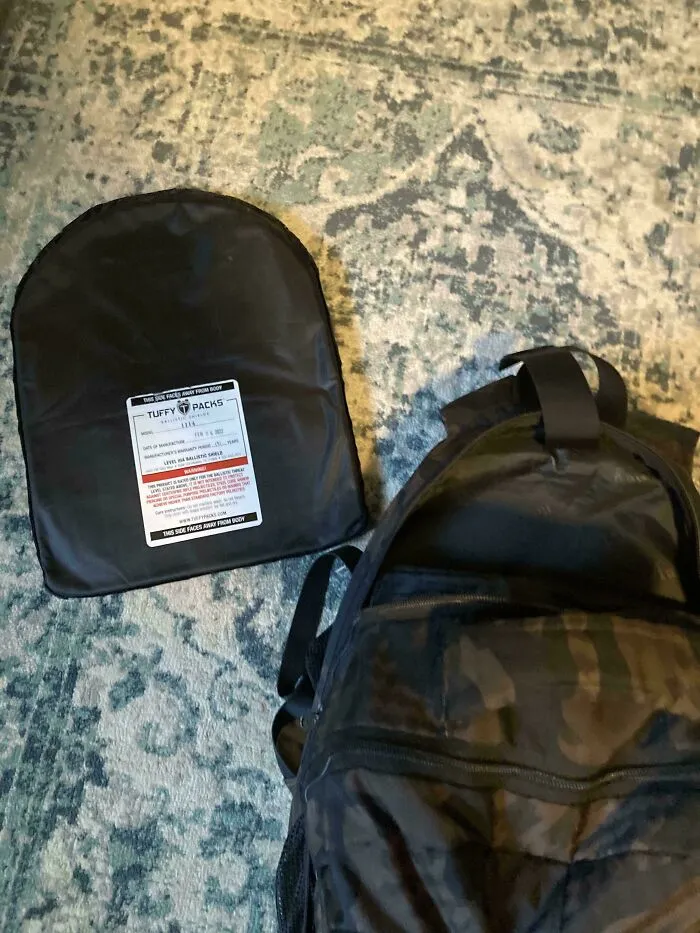 Mi mochila tiene un escudo antibalas