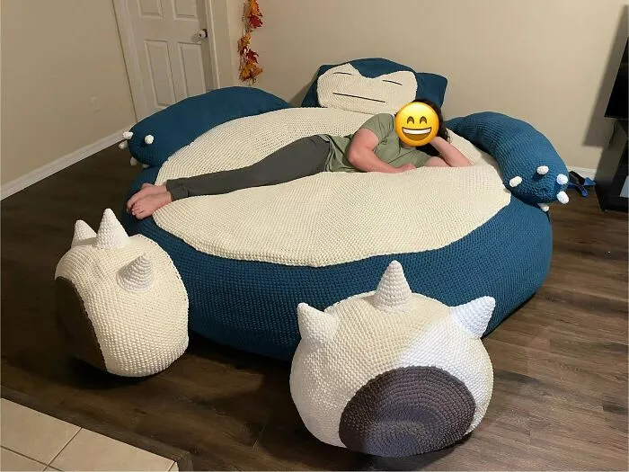 Puf gigante en forma de Snorlax