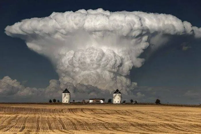 Do Clouds Give You That Feeling?