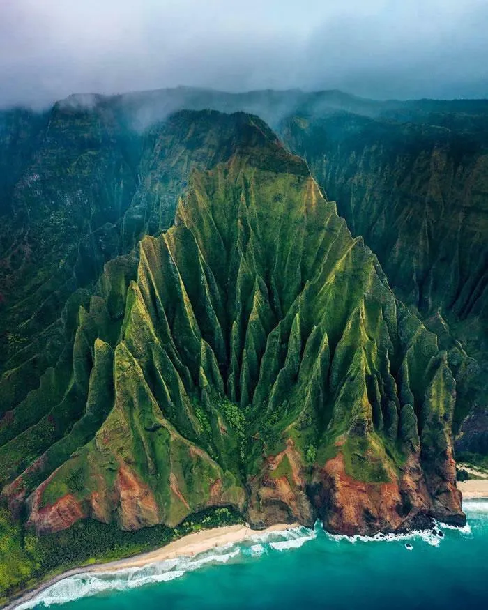 Off The Nā Pali Coast On Kauaʻi, Hawaii