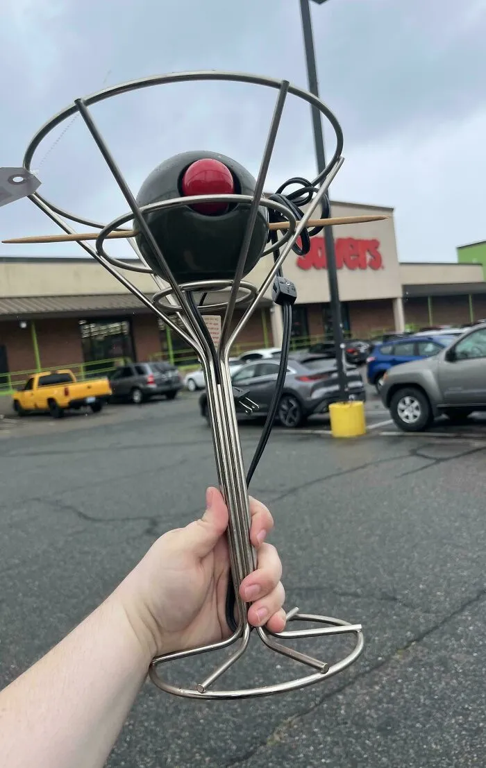 Pensé en compartirles mi hallazgo de una lámpara de martini